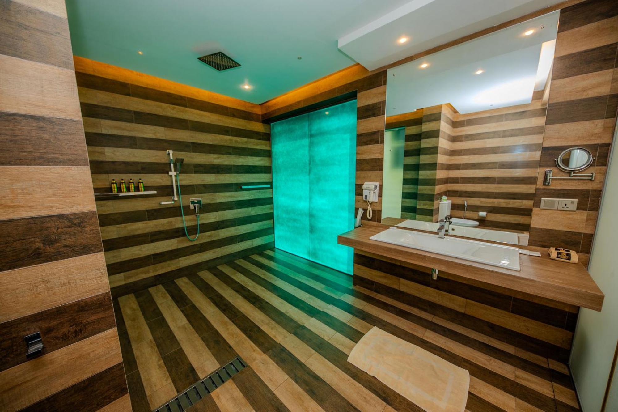 Kings Landing Hotel Unawatuna