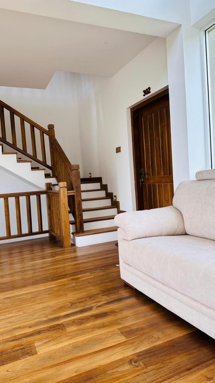 Kings Landing Hotel 4*